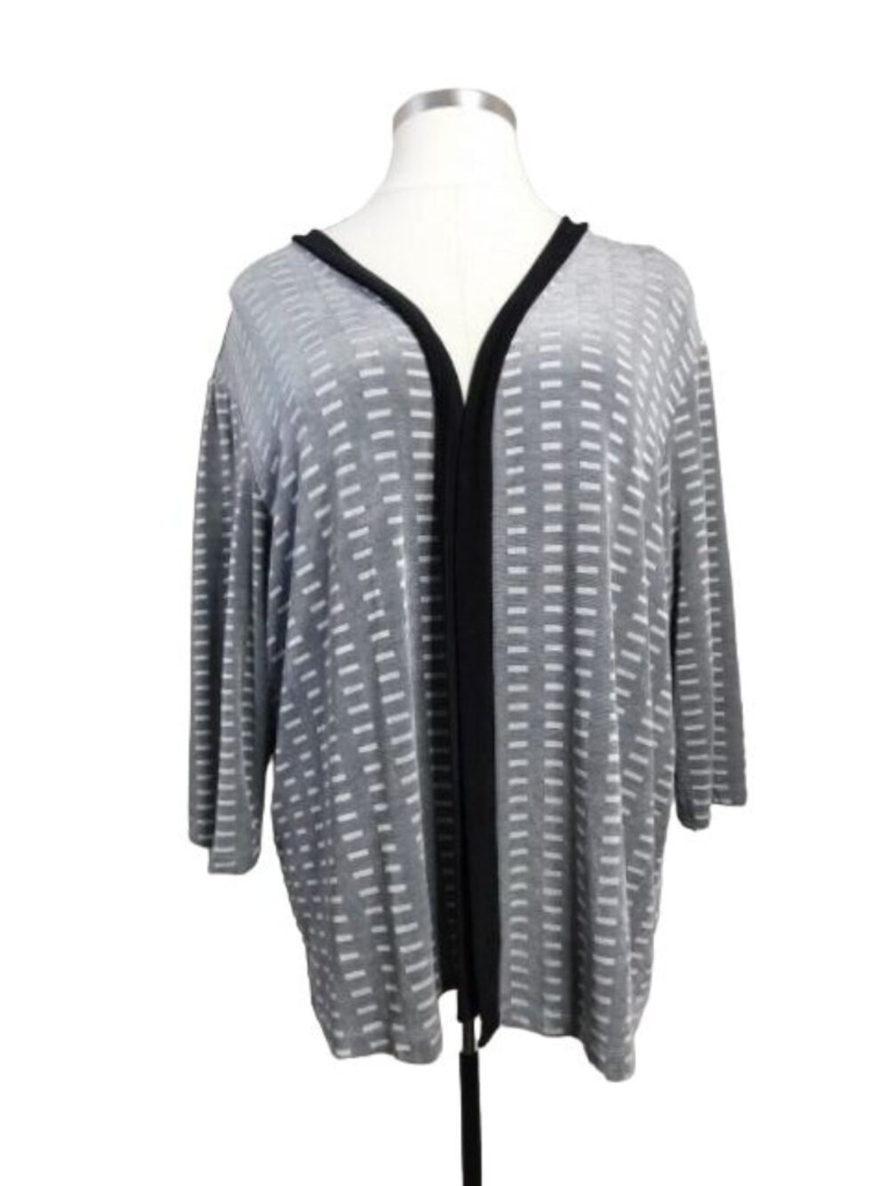 Slinky Brand Size 3X Black White Slinky Stretchy Plus Size Cardigan Top